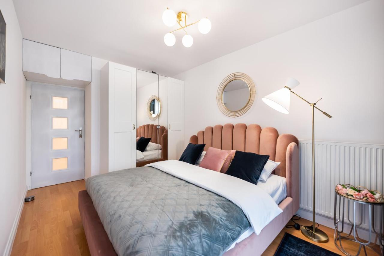 Metro Kondratowicza Velvet Apartment Warsawa Bagian luar foto