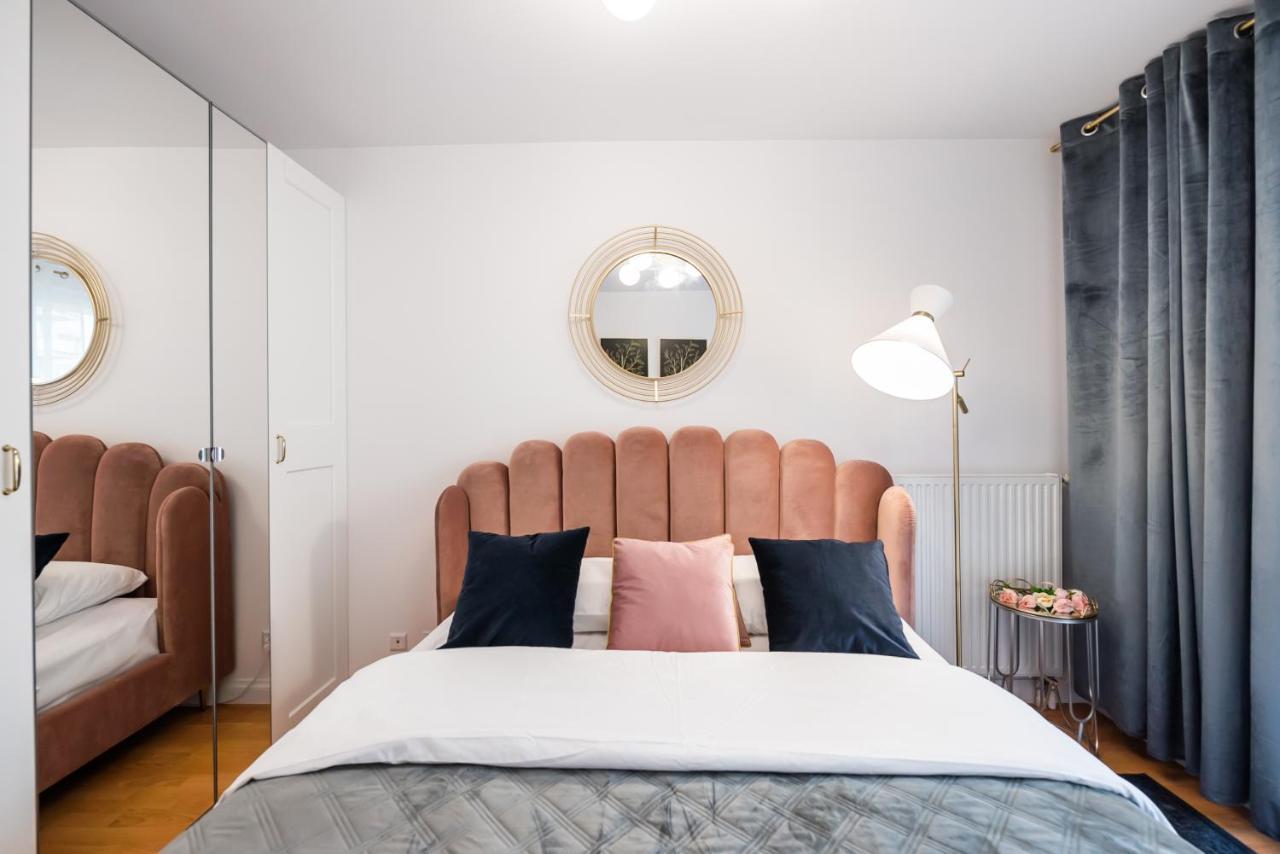 Metro Kondratowicza Velvet Apartment Warsawa Bagian luar foto